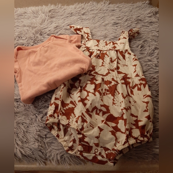 Girls 12 Month Set - Romper and Onesie - Picture 1 of 7